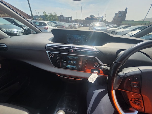 Used Citroen C4 Grand Picasso 2015 for sale - 74549033: Photo 16