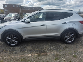 Used Hyundai Santa Fe 2013 for sale - 78971522: Photo