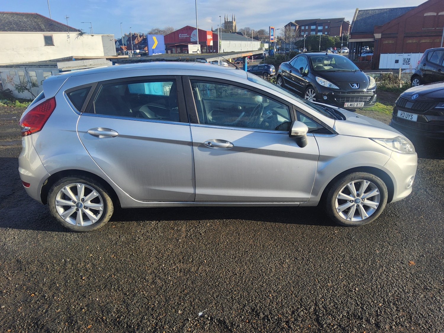 Used Ford Fiesta 2011 for sale - 76693018: Photo 8