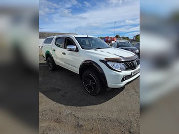 Used Mitsubishi L200 2016 for sale - 79759439: Photo