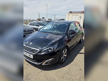 Used Peugeot 308 2015 for sale - 79070879: Photo