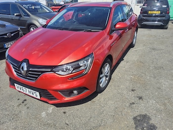 Used Renault Megane 2017 for sale - 79458016: Photo
