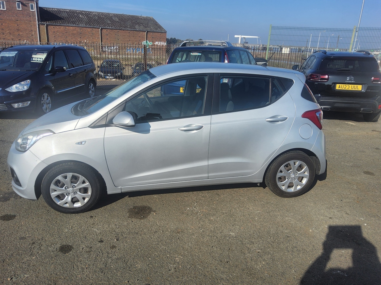Used Hyundai i10 2014 for sale - 77272609: Photo 4
