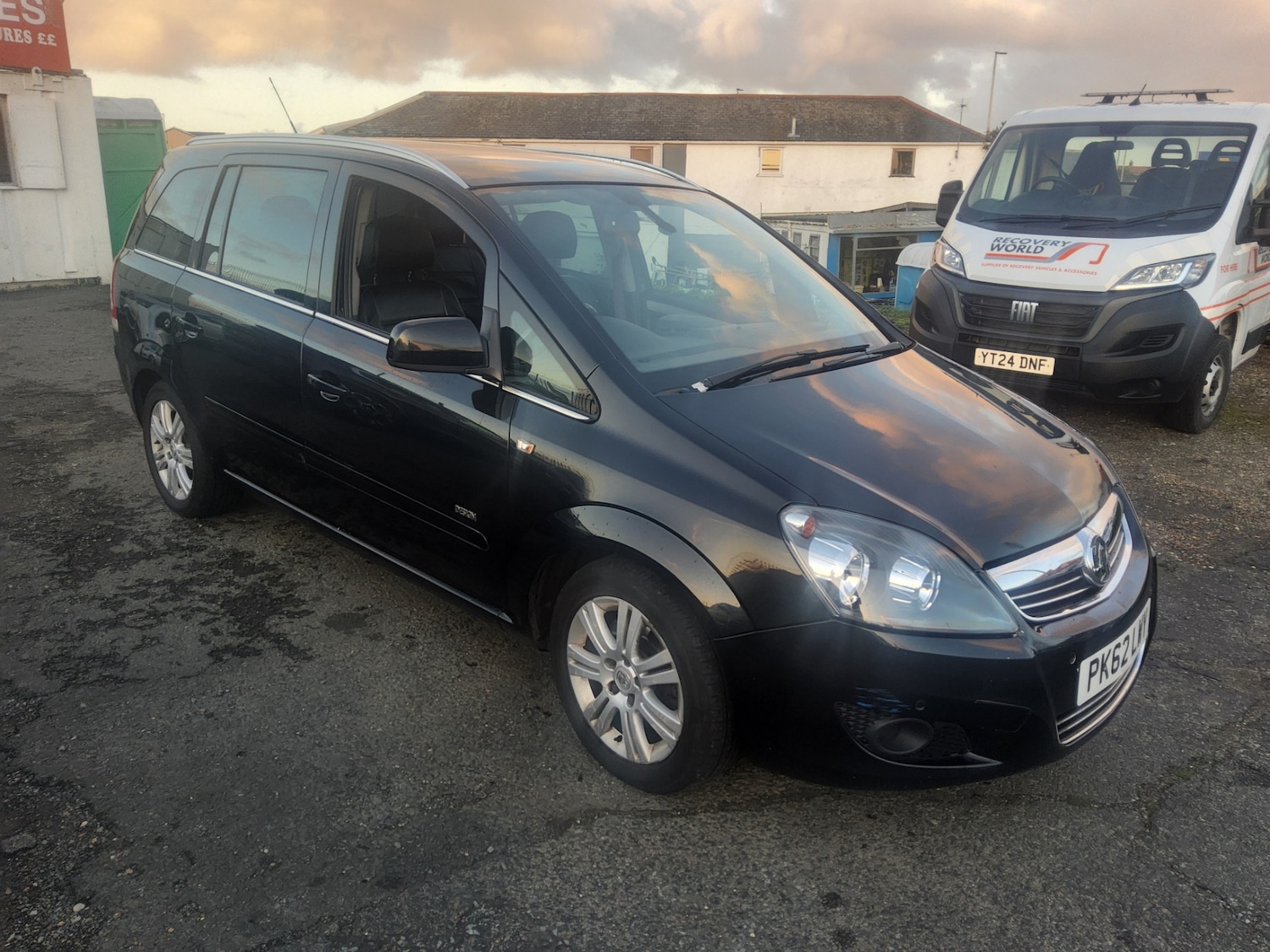 Used Vauxhall Zafira 2012 for sale - 76682480: Photo 1