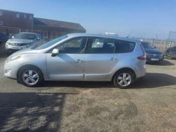 Used Renault Grand Scenic 2010 for sale - 70264148: Photo