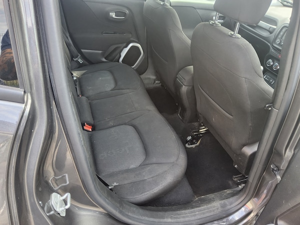 Used Jeep Renegade 2016 for sale - 75556395: Photo 10