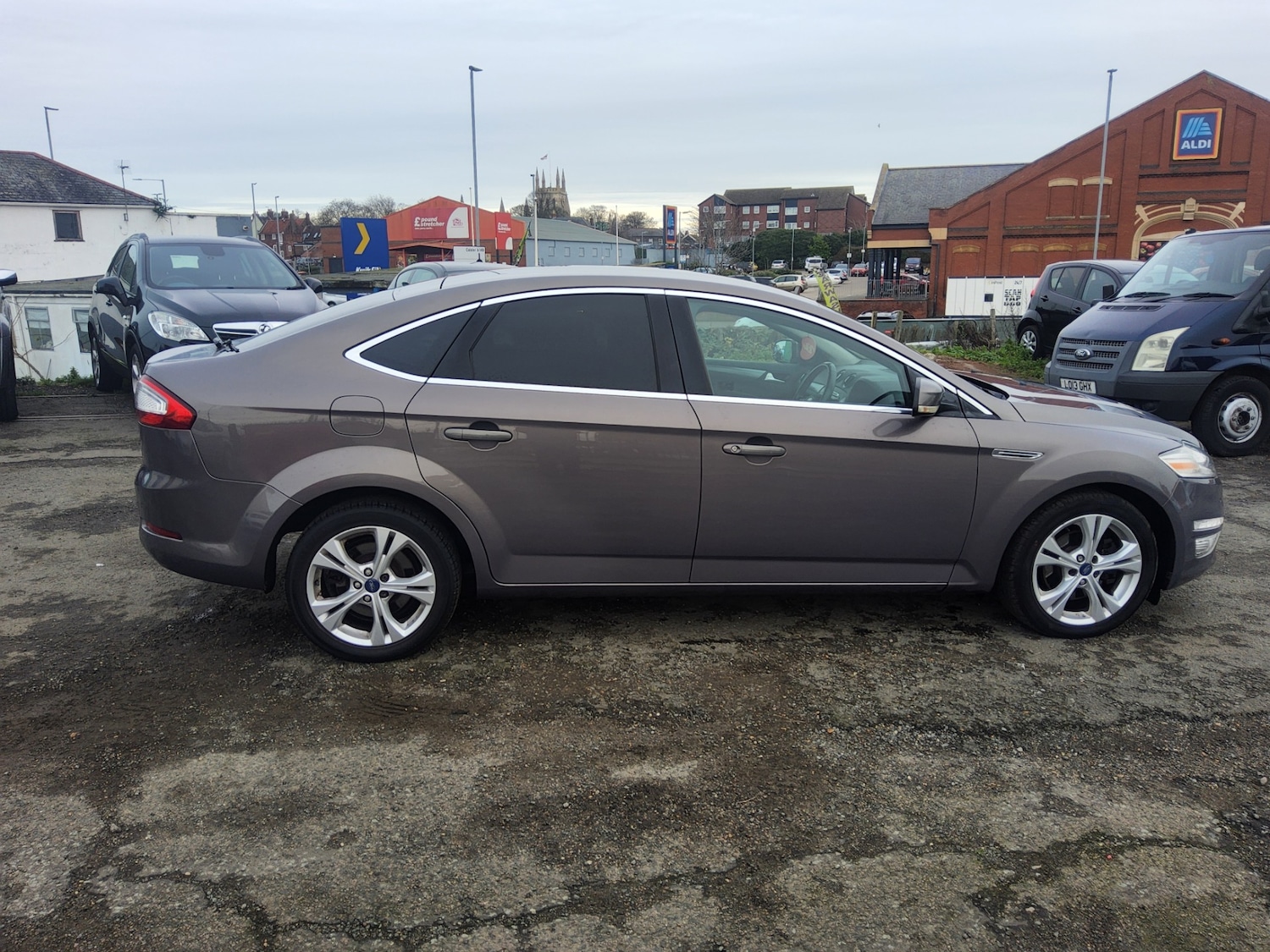 Used Ford Mondeo 2013 for sale - 76969667: Photo 8