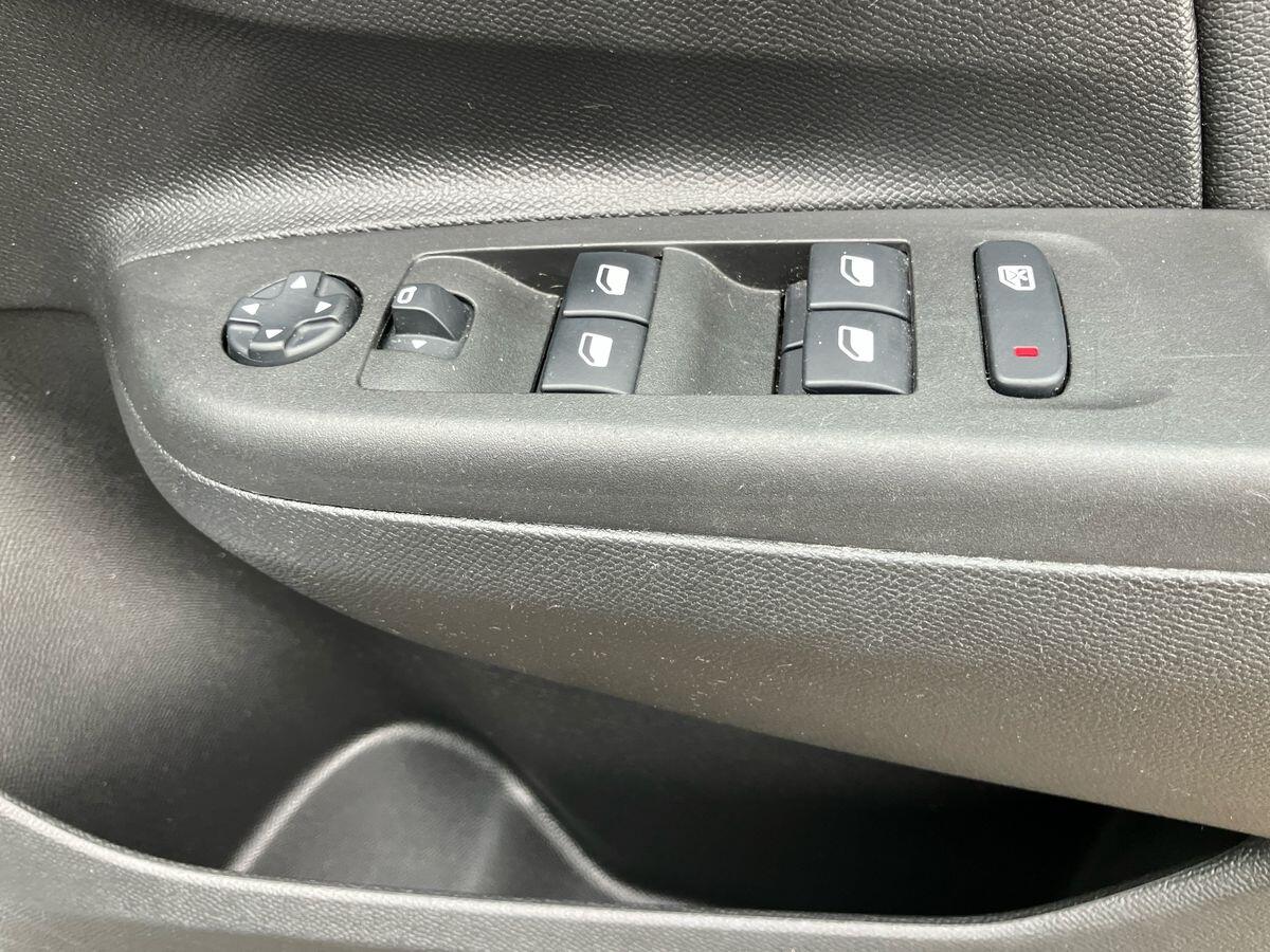 Used Vauxhall Corsa 2021 for sale - 76832393: Photo 21