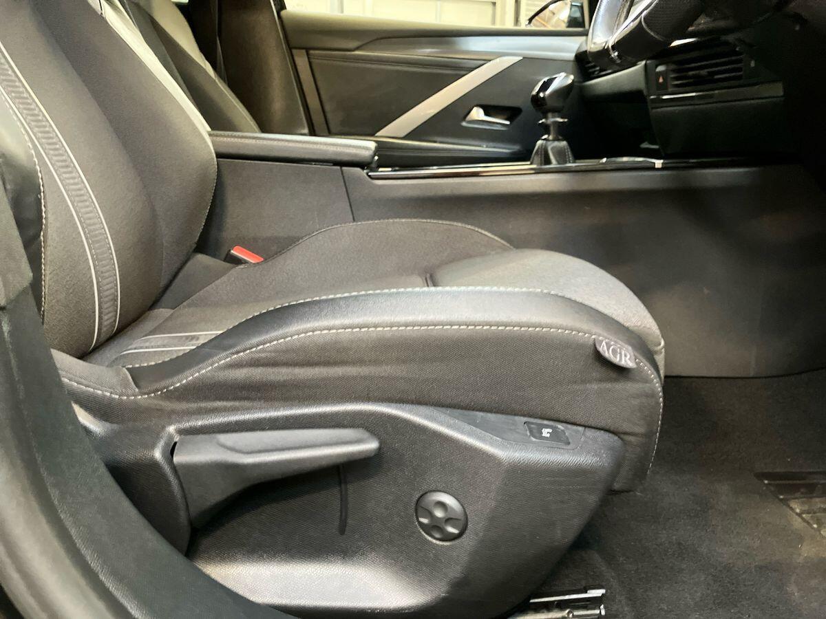 Used Vauxhall Astra 2024 for sale - 77131347: Photo 41