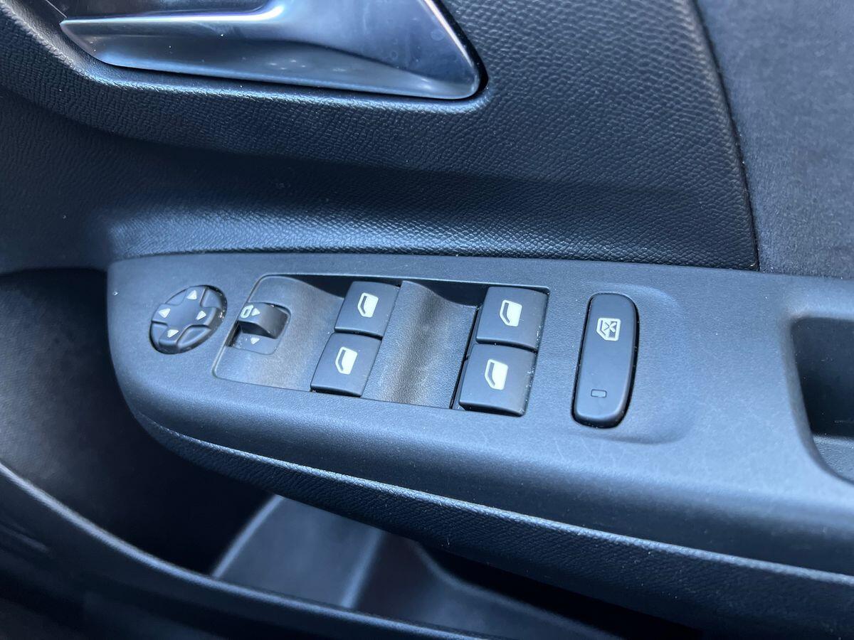 Used Vauxhall Corsa 2022 for sale - 77049772: Photo 21