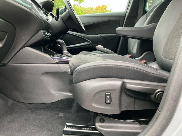 Used Vauxhall Crossland 2024 for sale - 76121348: Photo 43