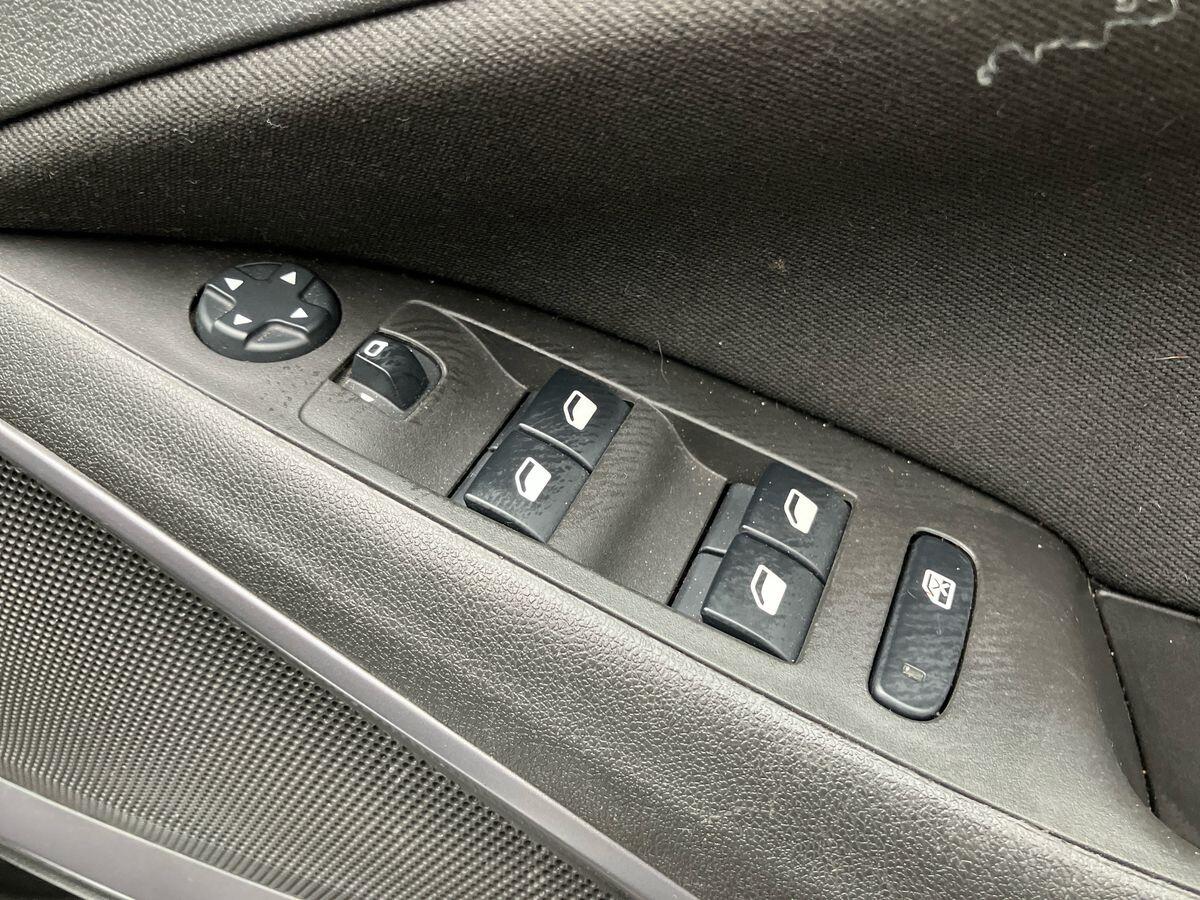 Used Vauxhall Crossland 2021 for sale - 76584854: Photo 21