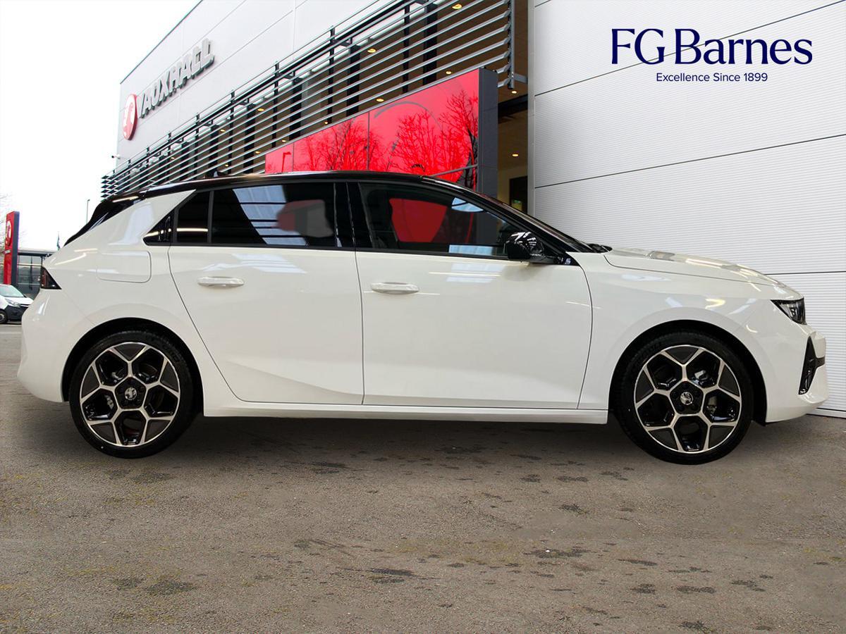 Used Vauxhall Astra 2025 for sale - 77191175: Photo 2