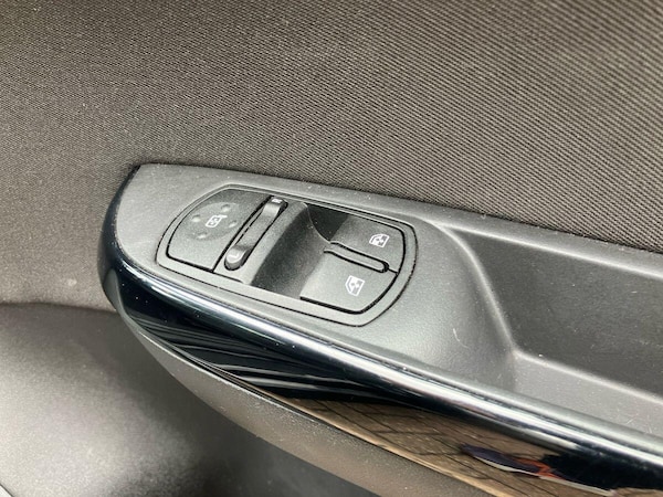 Used Vauxhall Corsa 2019 for sale - 76214259: Photo 21