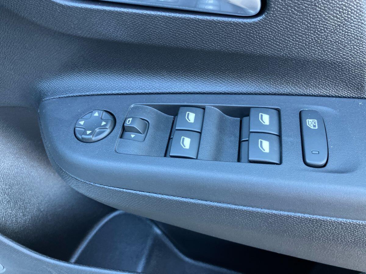 Used Vauxhall Corsa 2025 for sale - 76659035: Photo 21