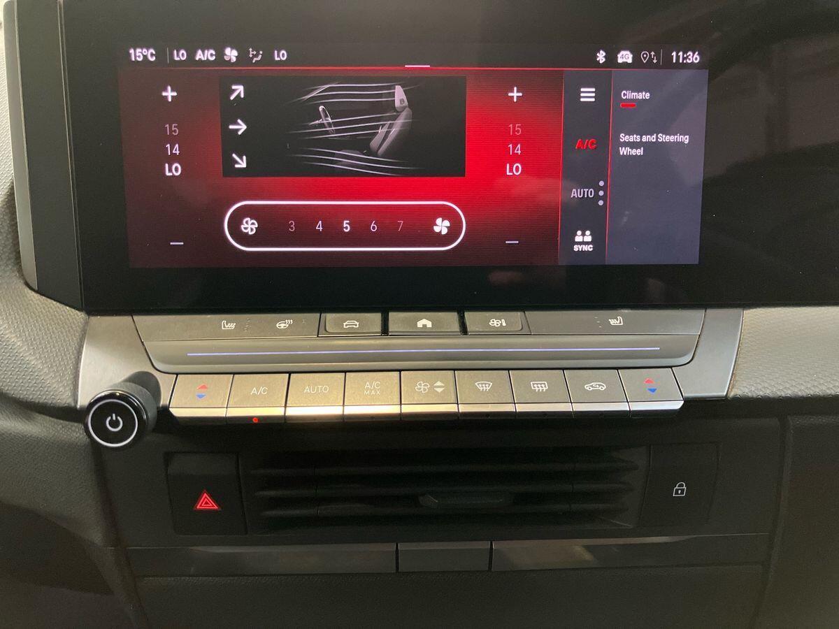 Used Vauxhall Astra 2023 for sale - 77132037: Photo 19