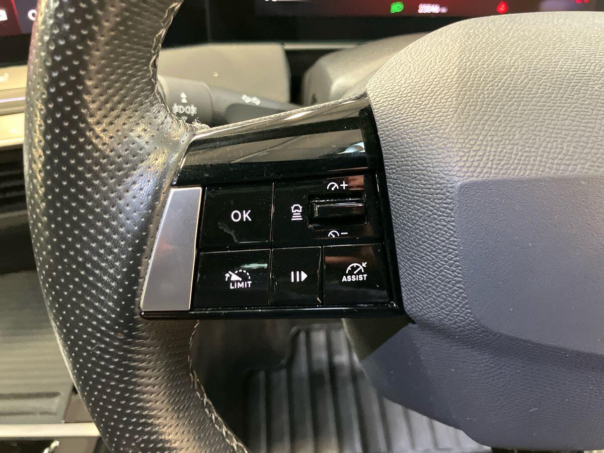 Used Vauxhall Astra 2023 for sale - 77132037: Photo 27