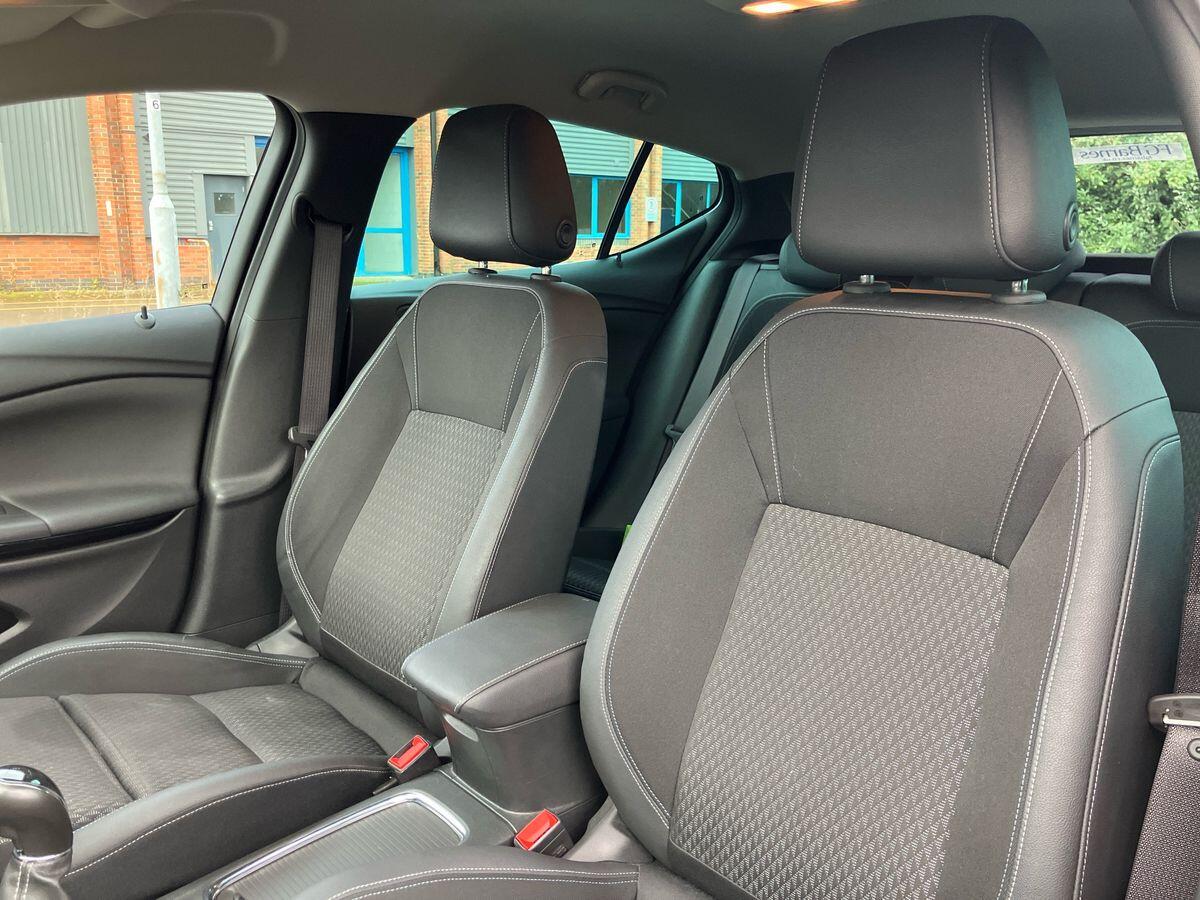 Used Vauxhall Astra 2019 for sale - 76742847: Photo 43