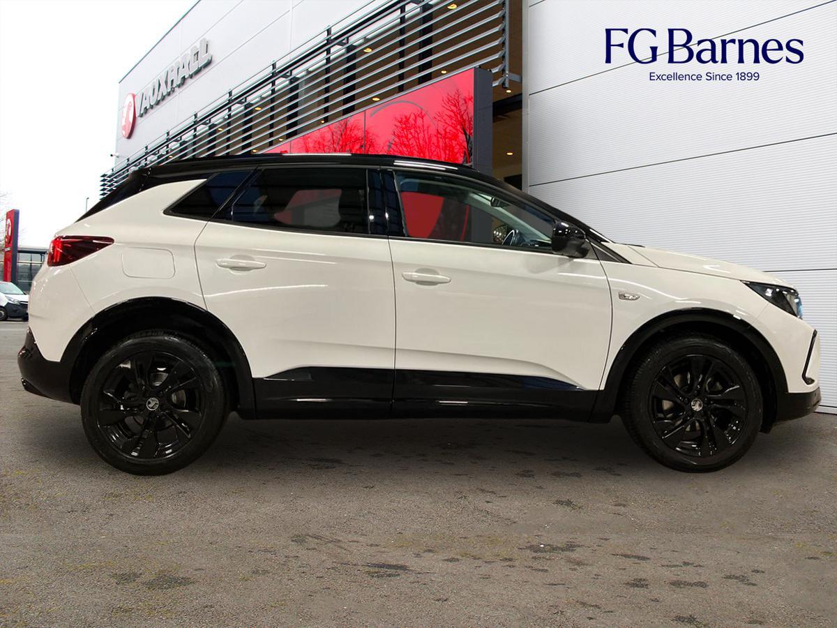 Used Vauxhall Grandland 2023 for sale - 76771812: Photo 2