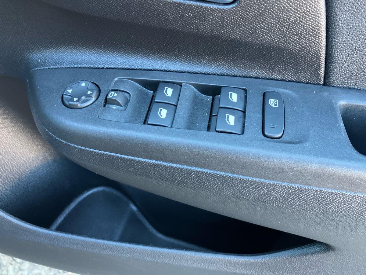 Used Vauxhall Corsa 2023 for sale - 76645471: Photo 21