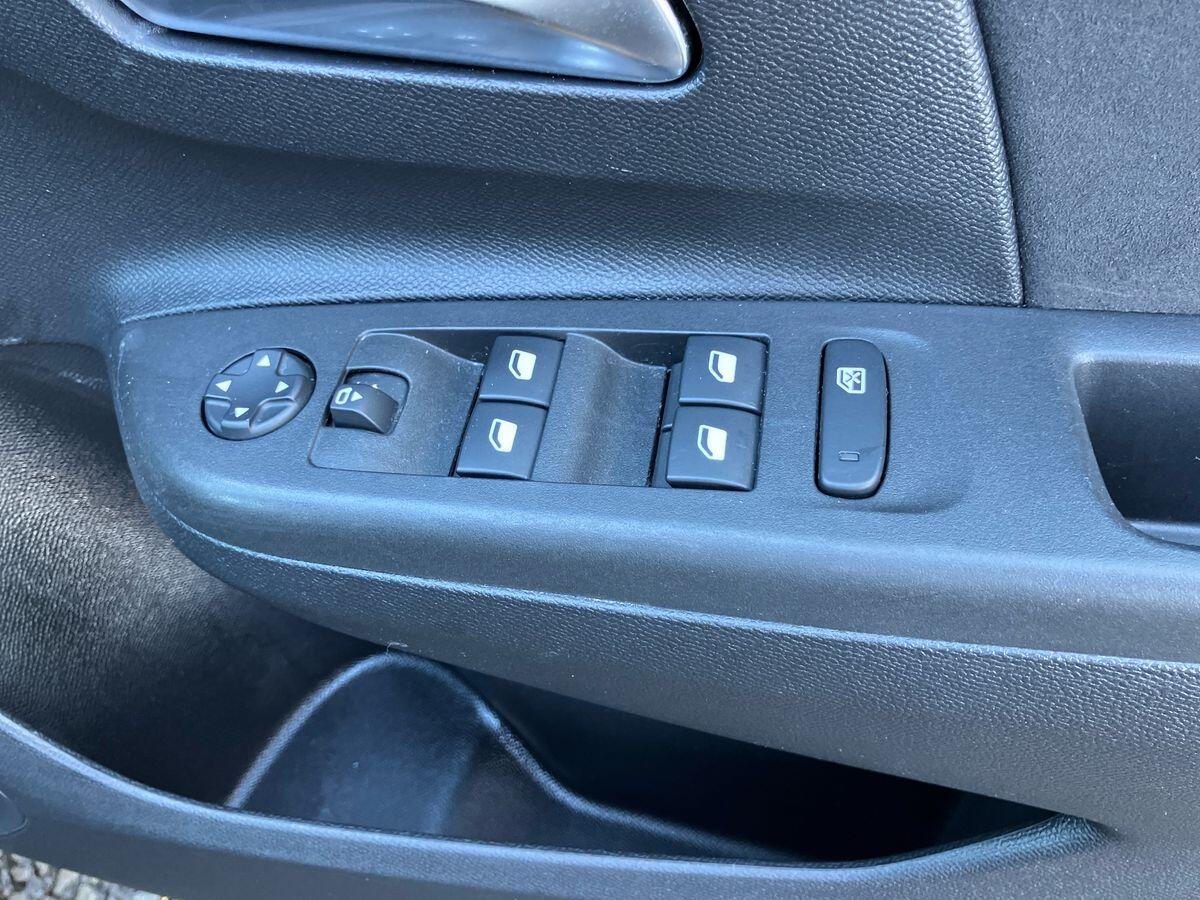 Used Vauxhall Corsa 2022 for sale - 76781863: Photo 21