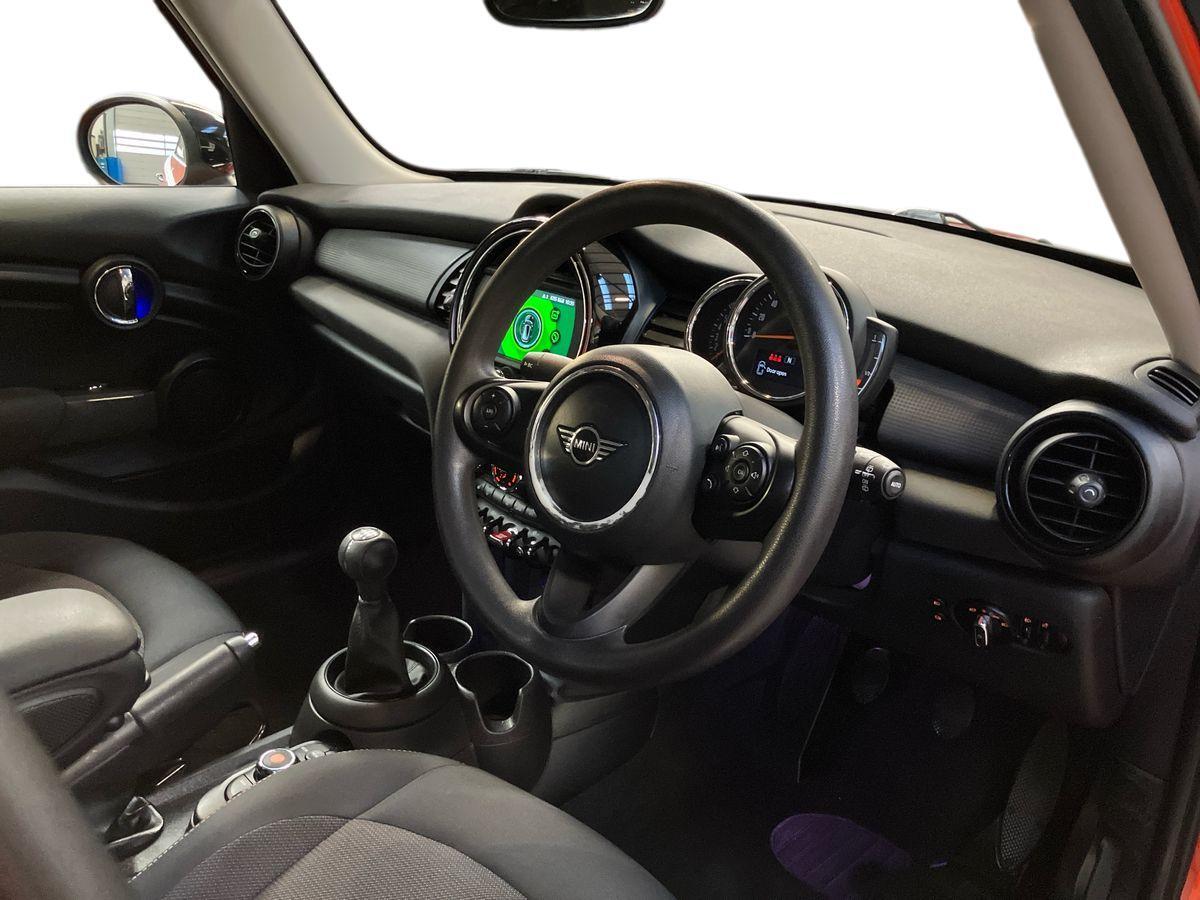 Used MINI Hatch 2019 for sale - 77109637: Photo 13