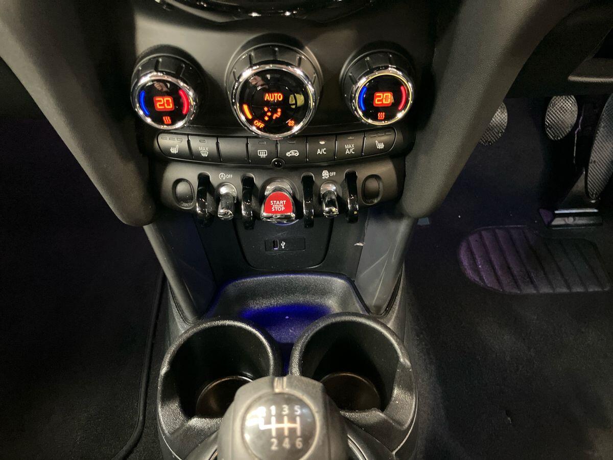 Used MINI Hatch 2019 for sale - 77109637: Photo 19