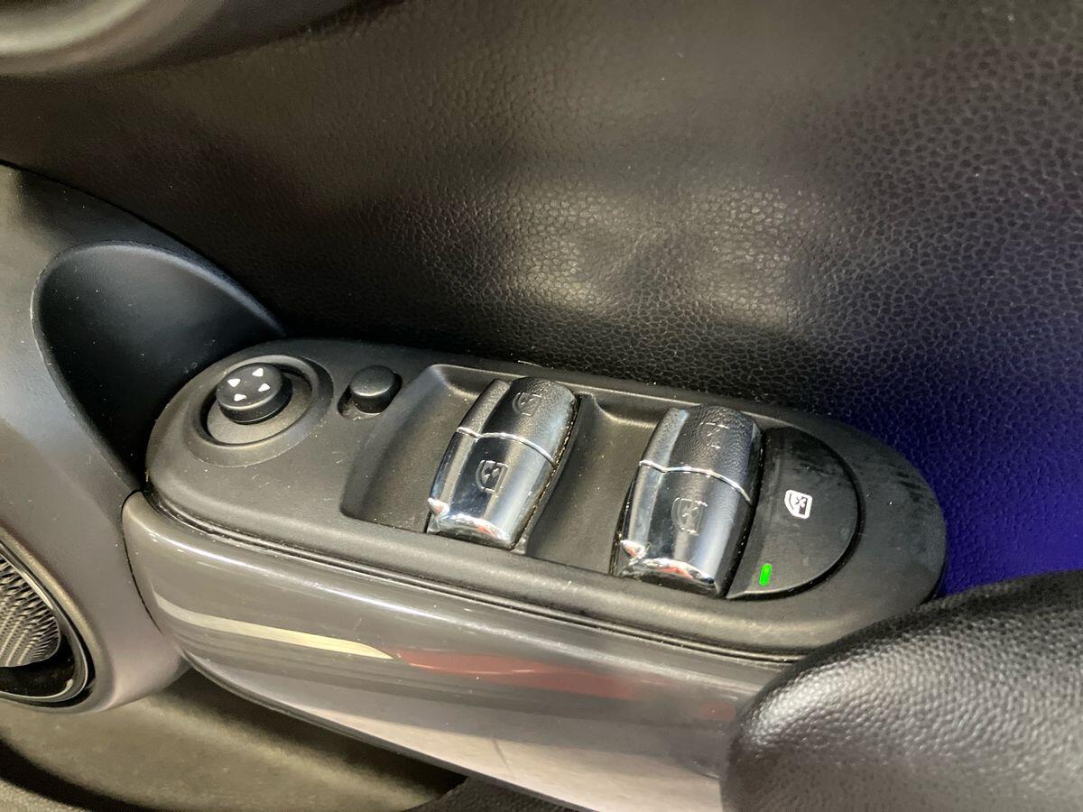 Used MINI Hatch 2019 for sale - 77109637: Photo 21