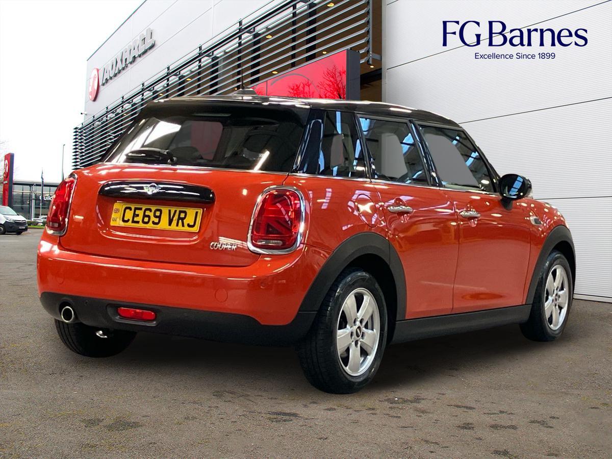 Used MINI Hatch 2019 for sale - 77109637: Photo 3