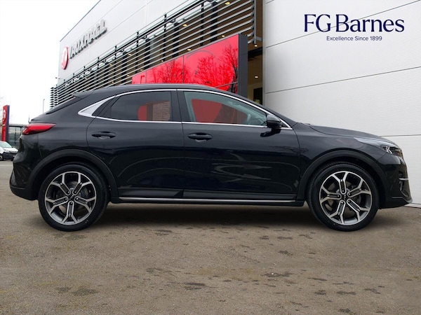 Used Kia XCeed 2022 for sale - 76121556: Photo 2