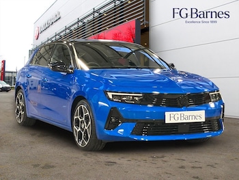 2023 (23) - ULTIMATE PHEV 5-Door