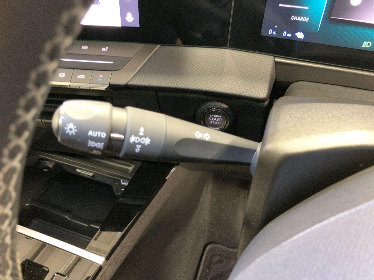 Used Vauxhall Astra 2023 for sale - 77109066: Photo 51