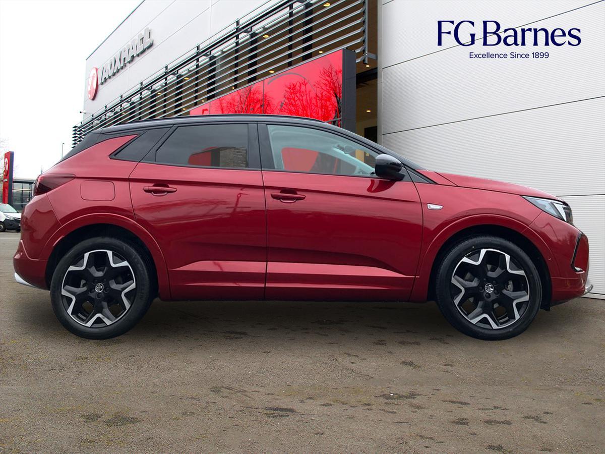 Used Vauxhall Grandland 2024 for sale - 76360906: Photo 2