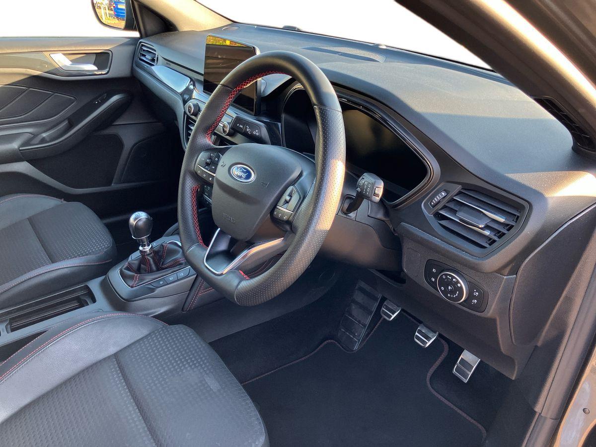 Used Ford Focus 2021 for sale - 76360048: Photo 13