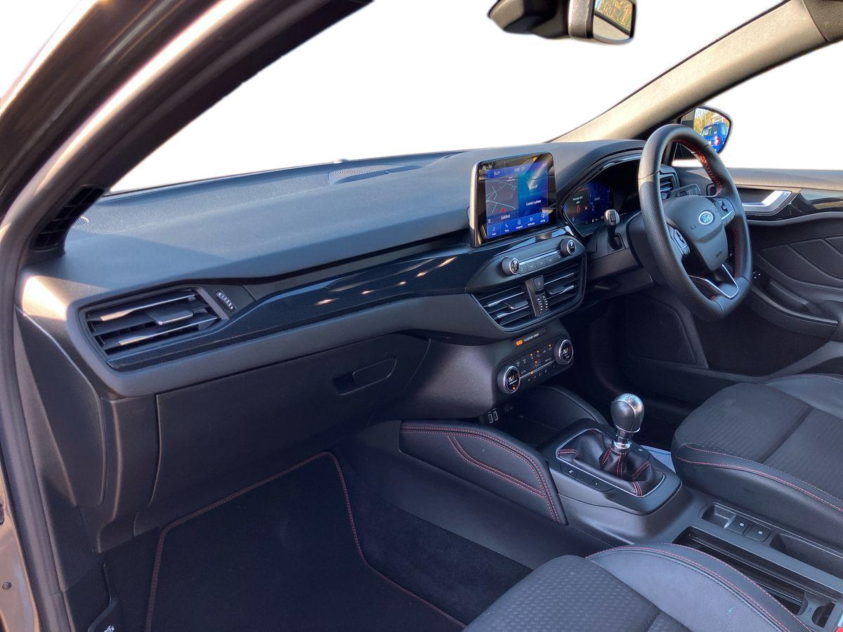 Used Ford Focus 2021 for sale - 76360048: Photo 17