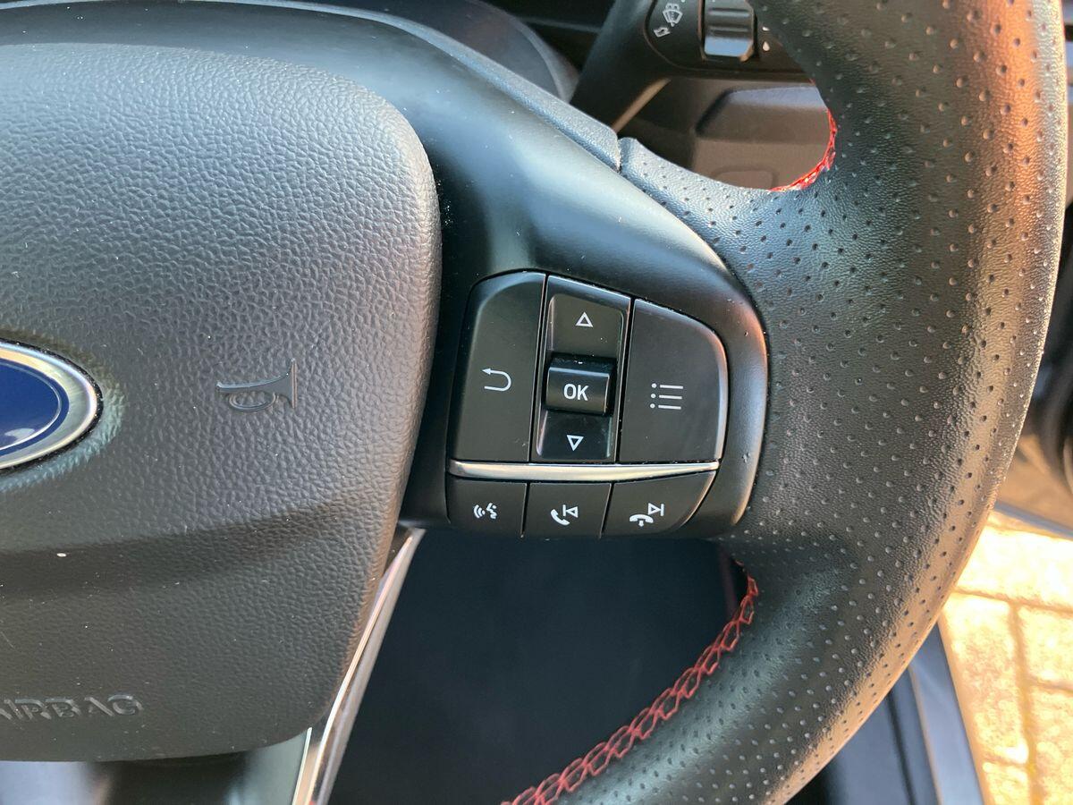 Used Ford Focus 2021 for sale - 76360048: Photo 42