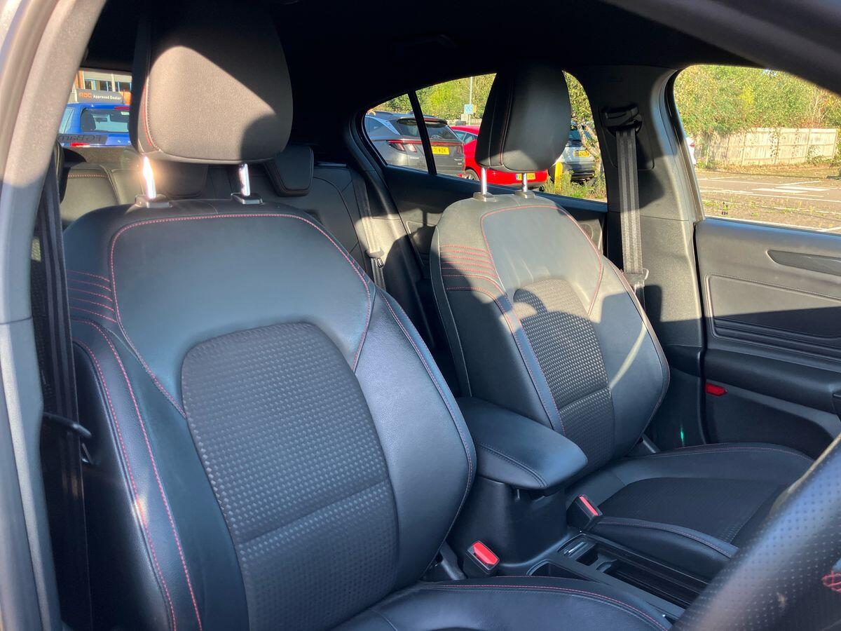 Used Ford Focus 2021 for sale - 76360048: Photo 43