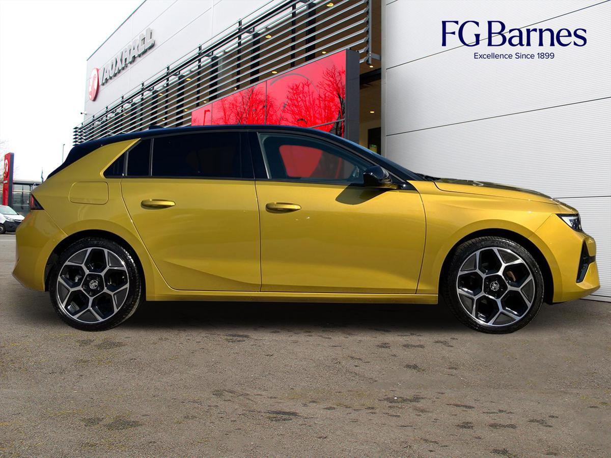 Used Vauxhall Astra 2024 for sale - 76122034: Photo 2