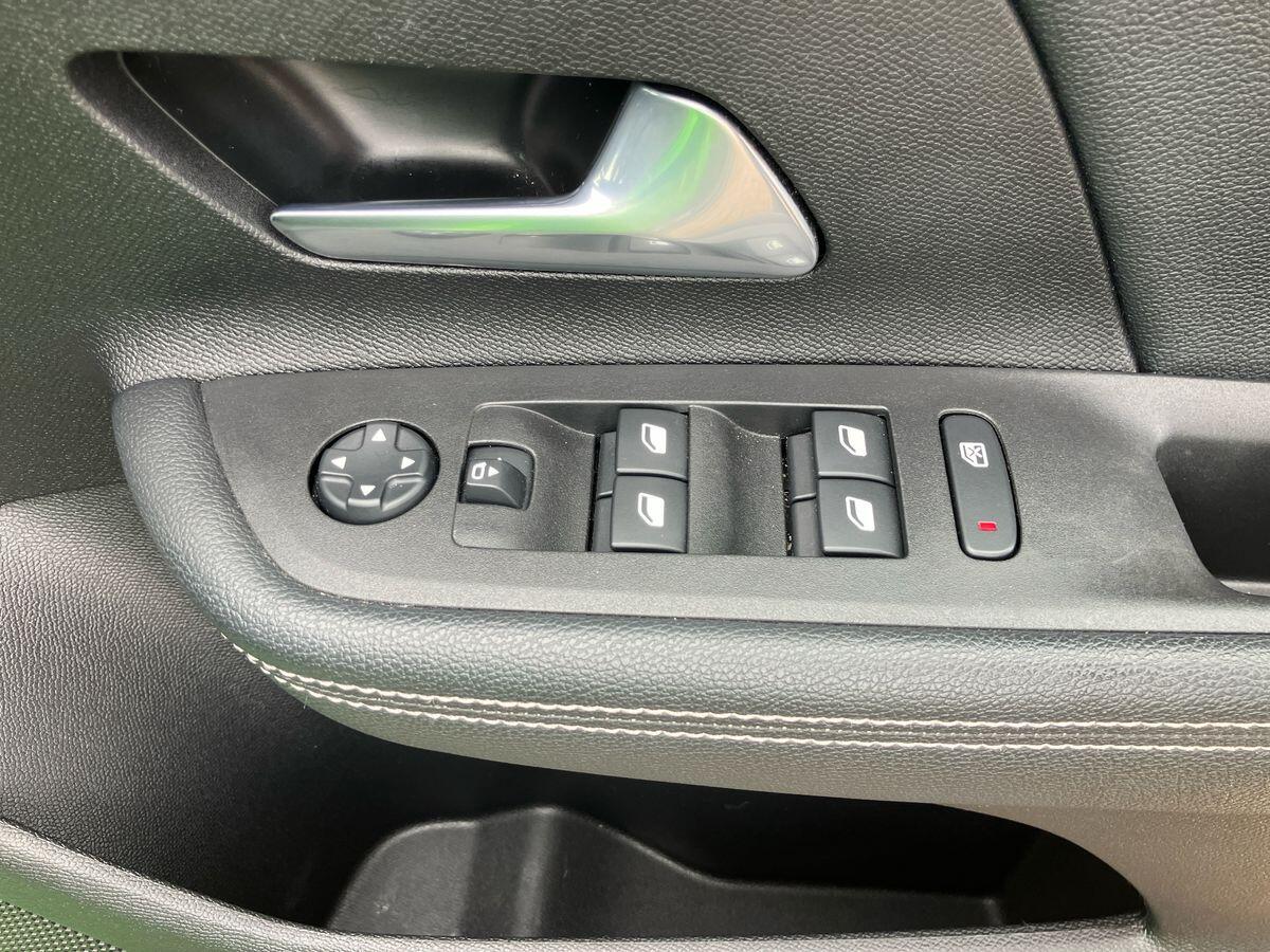 Used Vauxhall Mokka 2023 for sale - 76152043: Photo 21