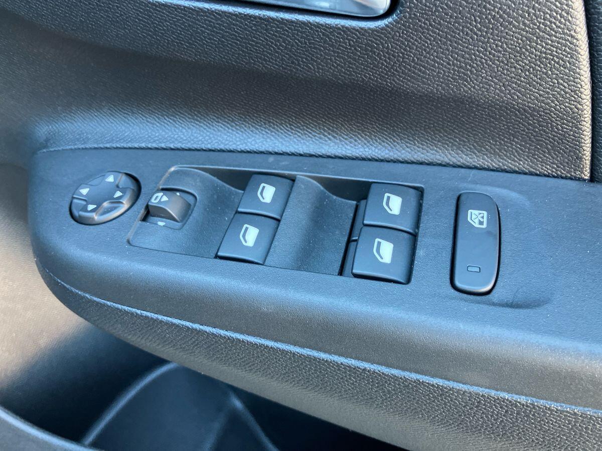 Used Vauxhall Corsa 2024 for sale - 76644812: Photo 21