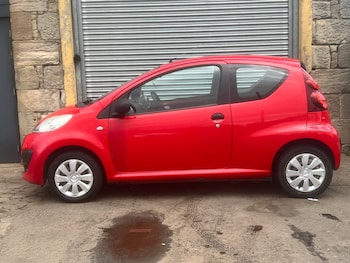 Used Peugeot 107 2013 for sale - 79469237: Photo