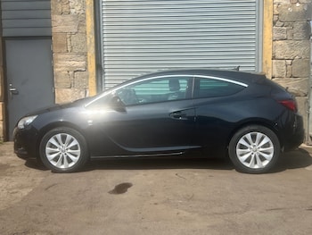 Used Vauxhall Astra GTC 2013 for sale - 79406093: Photo