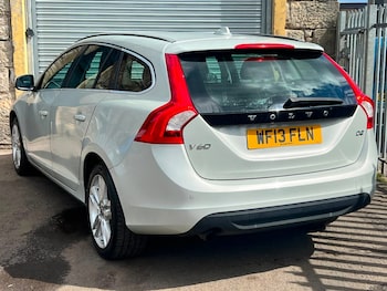 Used Volvo V60 2013 for sale - 78936559: Photo