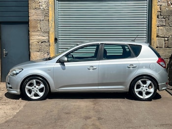 Used Kia Ceed 2010 for sale - 79406082: Photo