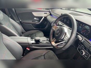 Used Mercedes-Benz CLA 2023 for sale - 76079445: Photo 3