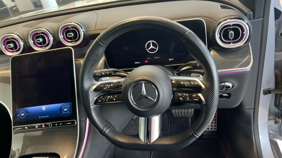 Used Mercedes-Benz GLC 2024 for sale - 76874369: Photo 12