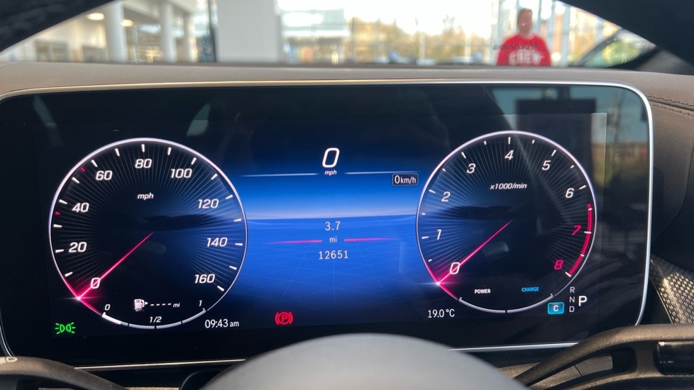 Used Mercedes-Benz GLC 2024 for sale - 76874369: Photo 16