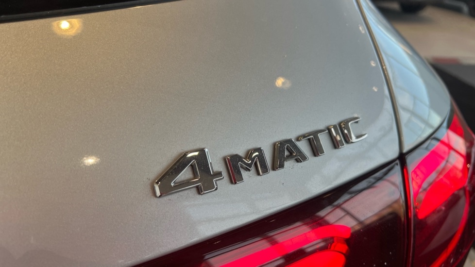 Used Mercedes-Benz GLC 2024 for sale - 76874369: Photo 47