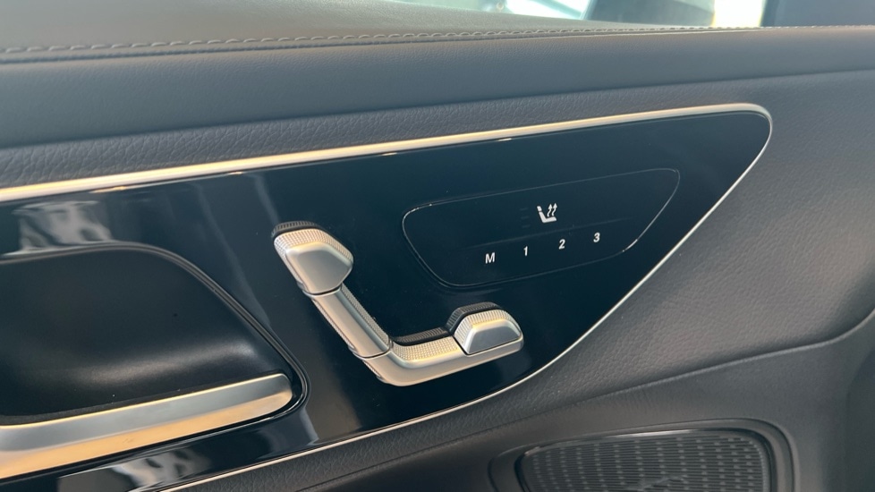 Used Mercedes-Benz GLC 2024 for sale - 76874369: Photo 58