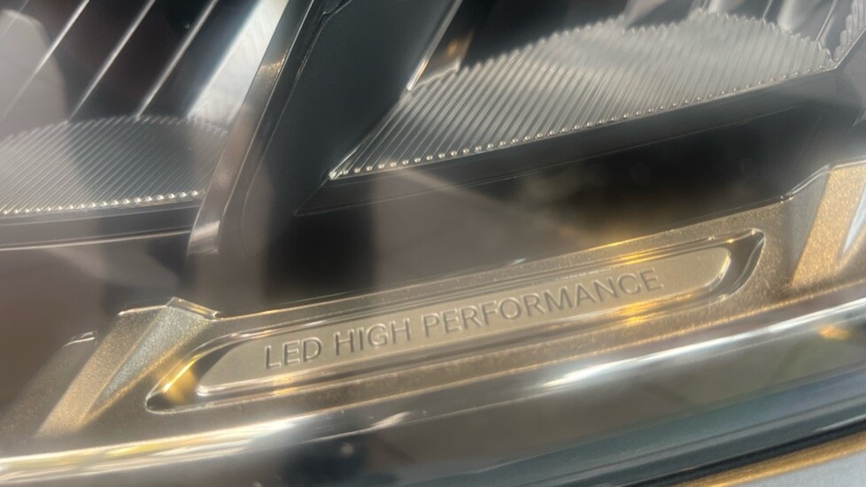 Used Mercedes-Benz GLC 2024 for sale - 76874369: Photo 60